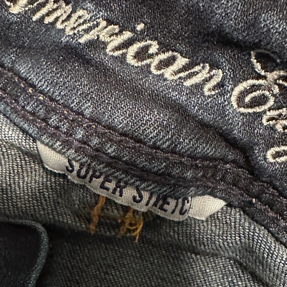 American Eagle Dark Wash Women’s Jeans - super stretch slim boot w/RawHem - Picture 6 of 9